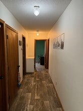 421 5th St NW, Unit 2 in Aitkin, MN - Foto de edificio - Building Photo