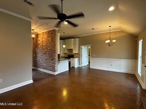 221 Greenfield Ridge Dr in Brandon, MS - Foto de edificio - Building Photo