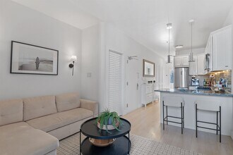 815 Park Ave in Hoboken, NJ - Building Photo - Building Photo