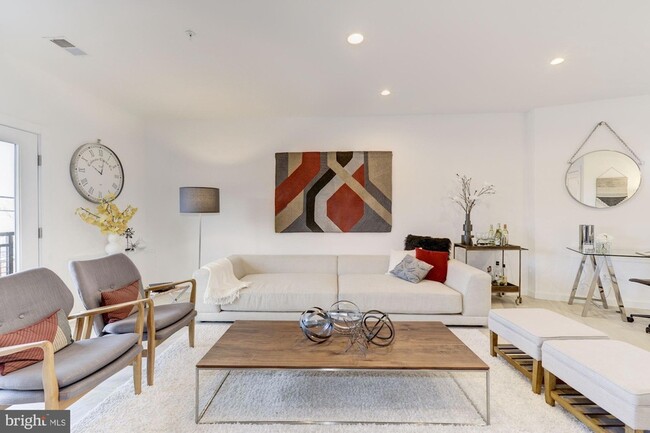 property at 1871 Corcoran St NE