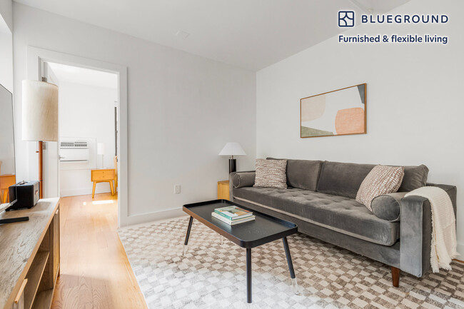 property at 10 W 65th St
