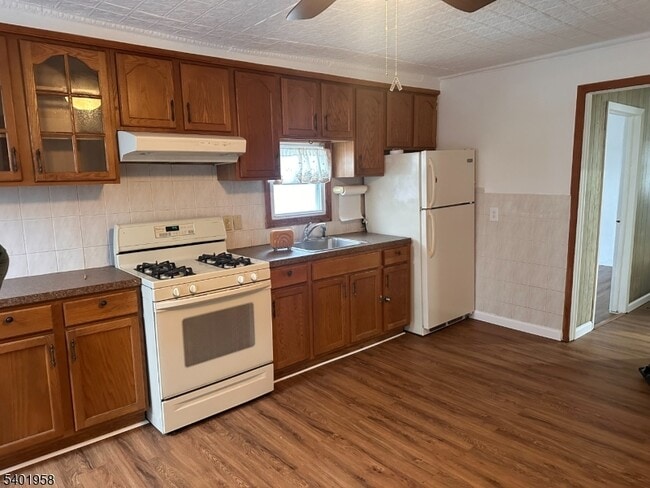 property at 986 Madison Ave