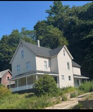 232 Pequoig Ave in Athol, MA - Building Photo - Building Photo