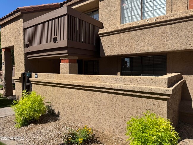 property at 700 E Mesquite Cir