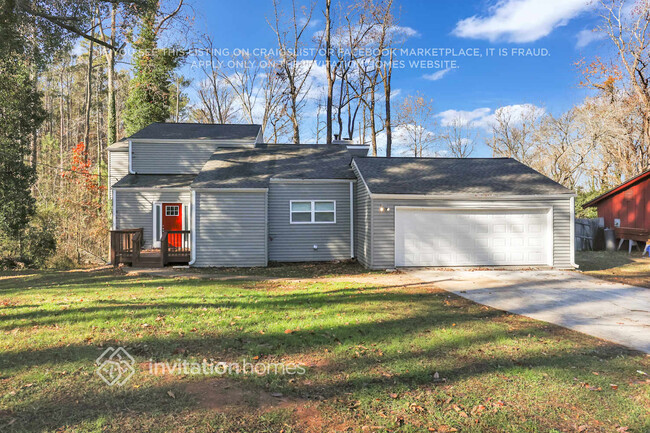 6062 Silver Spur Dr in Lithonia, GA - Building Photo - Building Photo