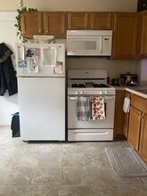 100 Taft Ave, Unit 100 Taft # 15 in Providence, RI - Foto de edificio - Building Photo