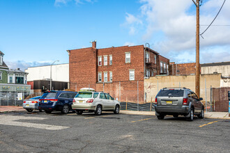 The Phoenix in Hackensack, NJ - Foto de edificio - Building Photo