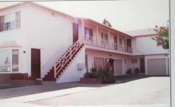 850 Live Oak Ave in Menlo Park, CA - Foto de edificio - Building Photo