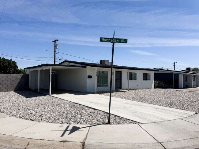 1302 E Morrison St in Yuma, AZ - Building Photo - Building Photo