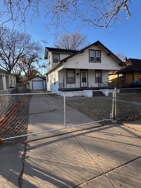 2019 N Fairview Ave in Wichita, KS - Building Photo