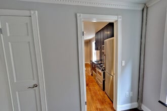 314 E 106th St in New York, NY - Building Photo - Building Photo