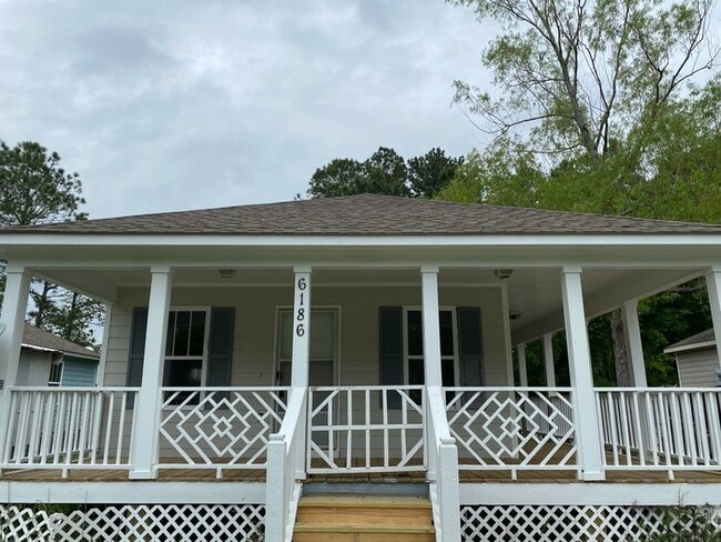 property at 6186 W Grenada St