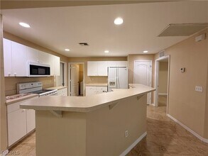 208 Homewood Ave S in Lehigh Acres, FL - Building Photo - Building Photo