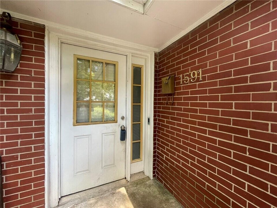 1591 Piedmont Ave NE in Atlanta, GA - Building Photo