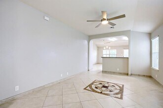 12307 Waterford Run Way in Manor, TX - Building Photo - Building Photo