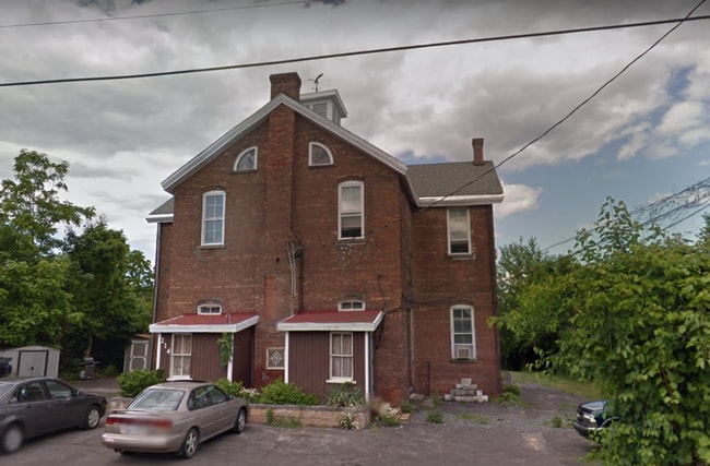 property at 225-225 Newkirk St