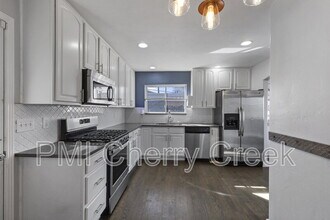 1010 Newton St in Denver, CO - Building Photo - Building Photo