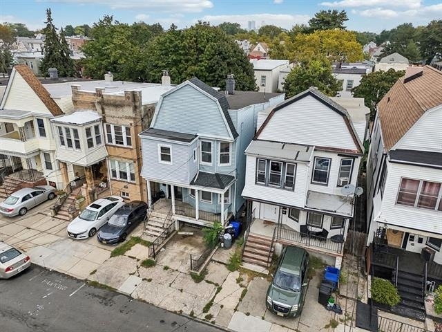 30 Sheffield St in Jersey City, NJ - Foto de edificio - Building Photo