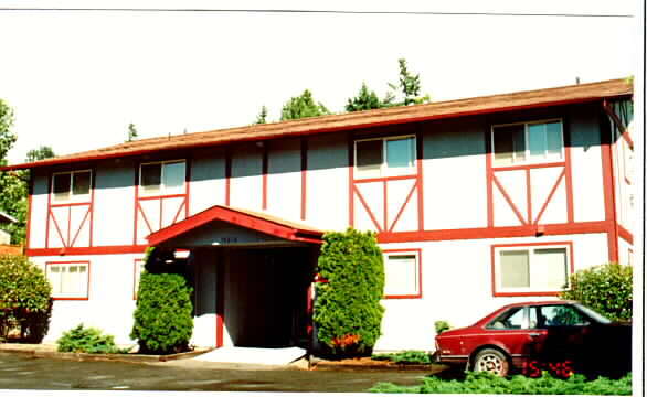 17618 80th Ct NE in Bothell, WA - Foto de edificio