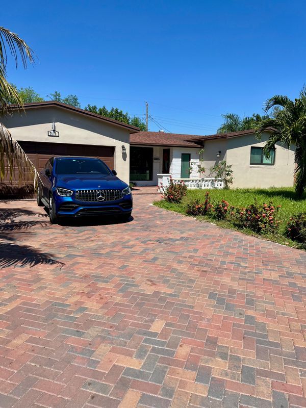 property at 7619 Dilido Blvd