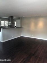 6240 Morella Ave, Unit 512 in Los Angeles, CA - Building Photo - Building Photo