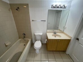 1979 Freeport Dr in Riviera Beach, FL - Building Photo - Building Photo