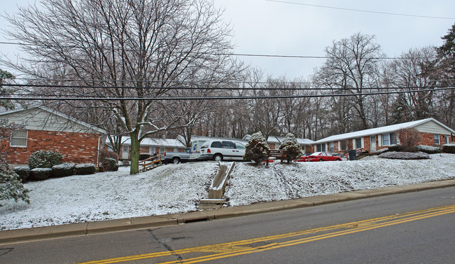 1415-1441 N Belmont Ave in Springfield, OH - Foto de edificio - Building Photo