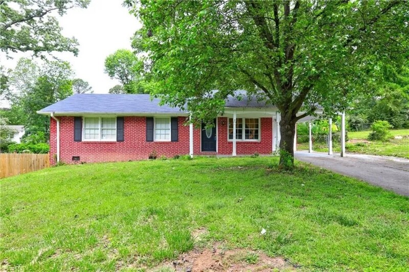 5783 Sharon Dr NW in Norcross, GA - Foto de edificio