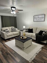 709 W Gruenwald Ave-Unit -709 in Oshkosh, WI - Building Photo - Building Photo