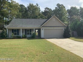 315 Shepherd Trail in Aberdeen, NC - Building Photo