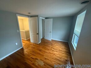 38 Forest St in Boston, MA - Building Photo - Building Photo