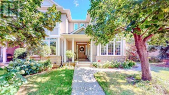 3006 Richview Blvd in Oakville, ON - Building Photo