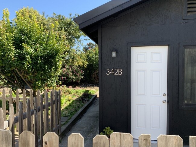 340-342 Park Ave in Pismo Beach, CA - Building Photo - Building Photo