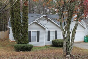 3601 Waldrop Rd in Decatur, GA - Building Photo