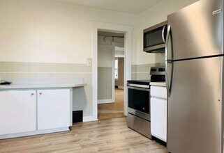 1706 Colorado Ave NE in Black Eagle, MT - Building Photo - Building Photo