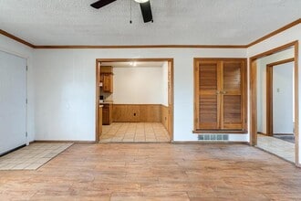 7405 Waco Ave in Lubbock, TX - Building Photo - Building Photo