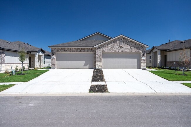 5510 Cibolo Pass in Converse, TX - Building Photo - Building Photo