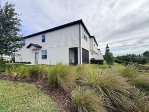 5443 Elmview Xing in Wesley Chapel, FL - Building Photo - Building Photo