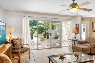 213 Seabreeze Cir in Jupiter, FL - Building Photo - Building Photo