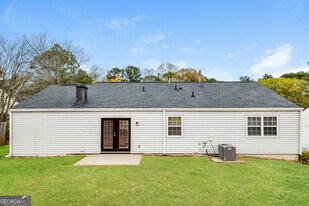 2156 Newbury Rd in Norcross, GA - Building Photo