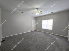 2874 Sylvan Rd in Atlanta, GA - Building Photo - Building Photo
