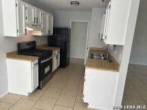 5930 Whispering Lake St in San Antonio, TX - Building Photo - Building Photo