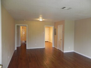 1304 Middleton St in Killeen, TX - Building Photo - Building Photo
