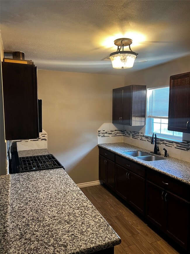 6514b Culmore Dr in Houston, TX - Building Photo - Building Photo