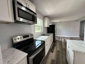 1550 E Bay St in Bartow, FL - Building Photo - Building Photo