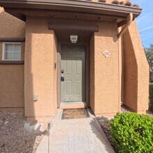 6255 W Arby Ave in Las Vegas, NV - Building Photo - Building Photo