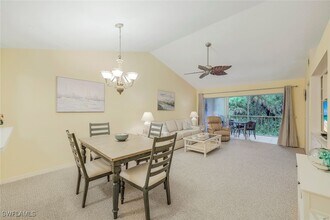 228 Belina Dr in Naples, FL - Foto de edificio - Building Photo