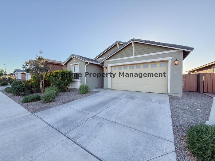 26194 S 230th Pl in Queen Creek, AZ - Building Photo