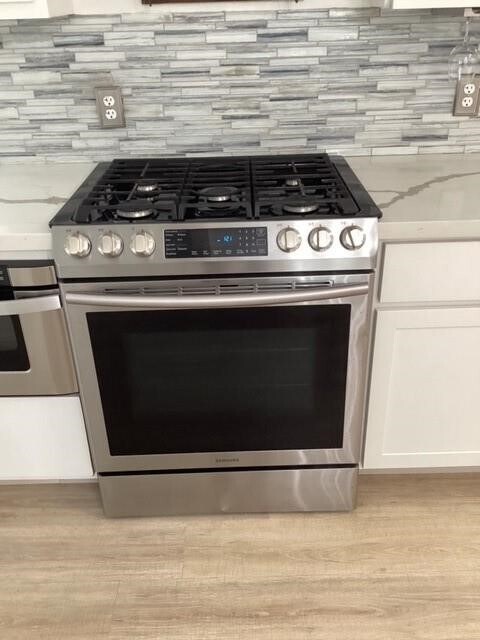 215 Barracuda St in Bayou Vista, TX - Building Photo