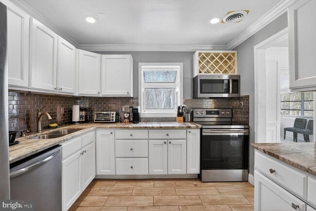 4854 Langer Ln in Woodbridge, VA - Building Photo - Building Photo